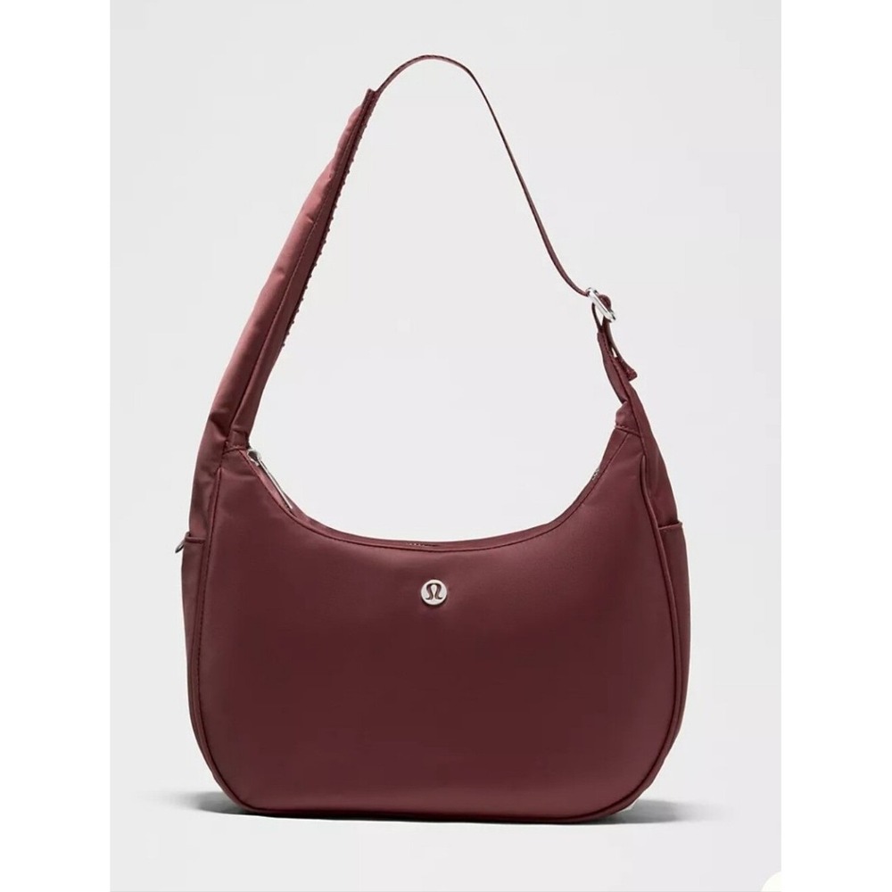 lululemon athletica City Essentials Shoulder Bag 4L Burgundy Shoulder Bag - Picture 2 of 16